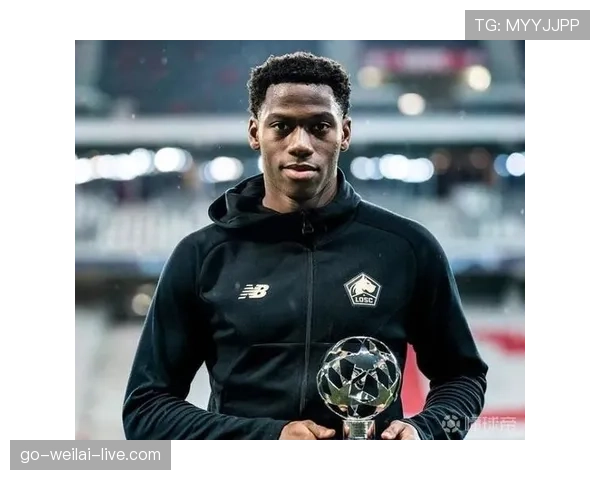 乔纳森·戴维爆发赛季惊艳表现背后的进攻效率与角色适配解析