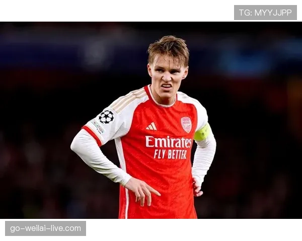 厄德高如何通过空间利用与节奏控制驱动球队战术体系