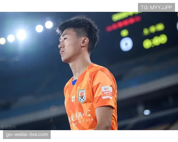 刘洋赛场像教科书，私下朋友圈像豪门聚会，我这个普通人心态崩了