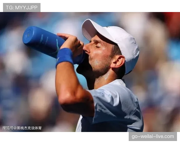 德约科维奇赛场像机器，回家却是隔壁老爹，这反差我顶不住